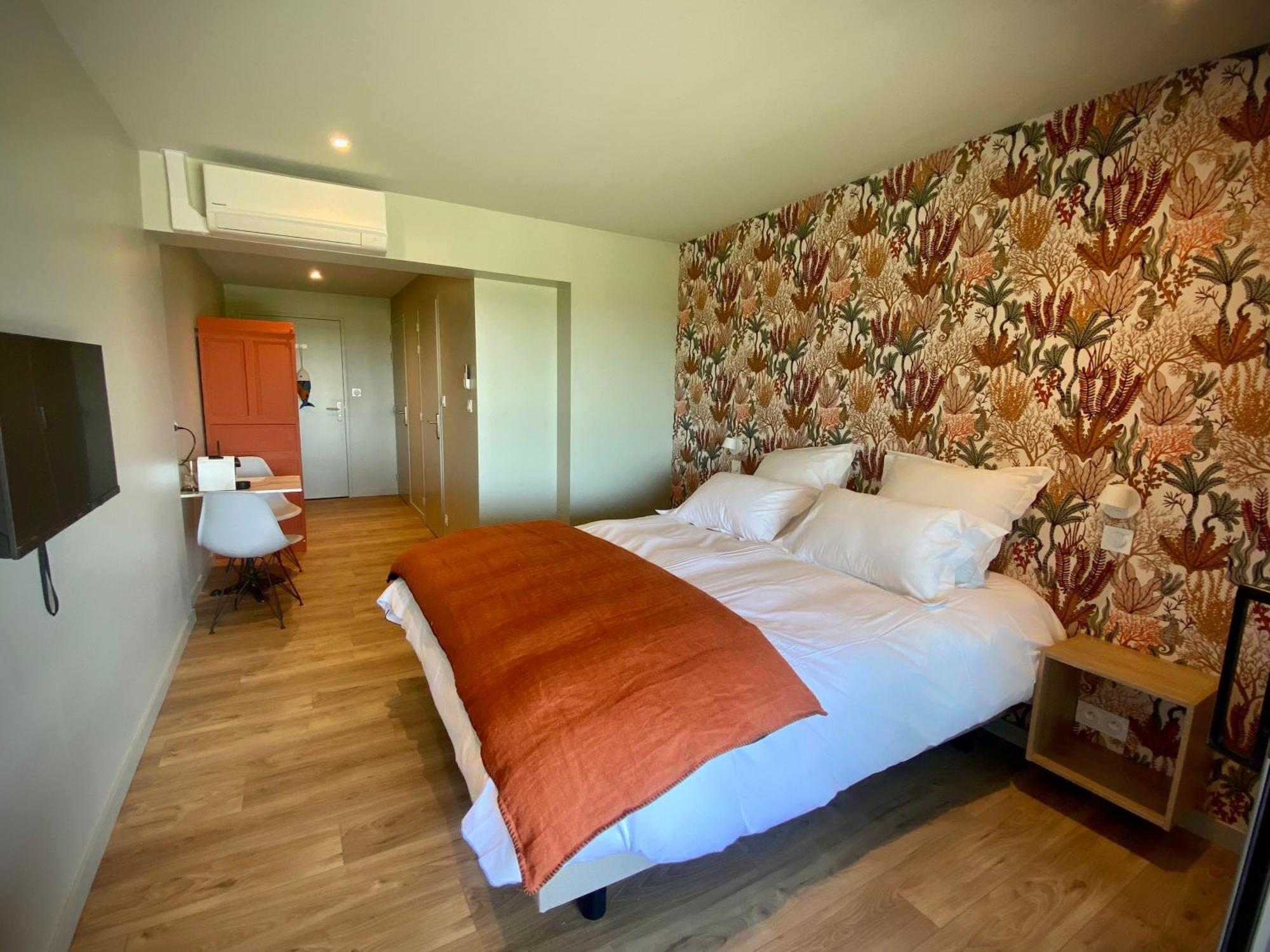 La Bellevue Bistrot Et Chambres D'Hotes Séné Habitación foto